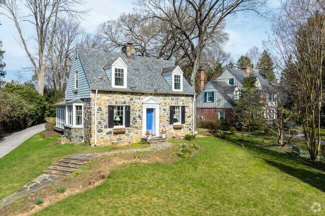 Live in a beautiful Cape Cod in Poplar Hill.