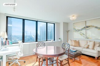 422 E 72nd St, New York, NY 10021