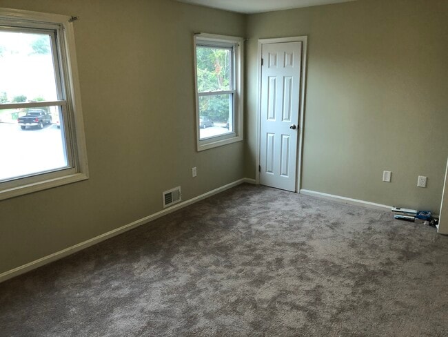 36 Bristol Ct, Stafford, VA 22556 - photo 4