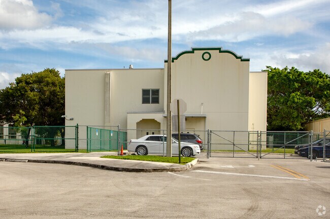 Oakland Park Elementary School in Oakland Park, FL.