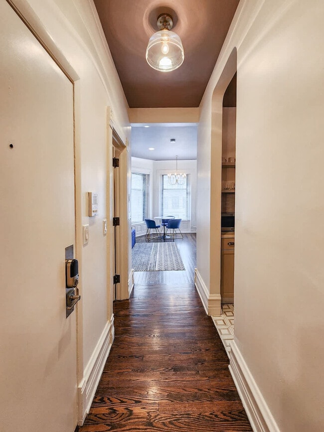 68 E Cedar St unit ID1360088P, Chicago, IL 60611 - photo 7