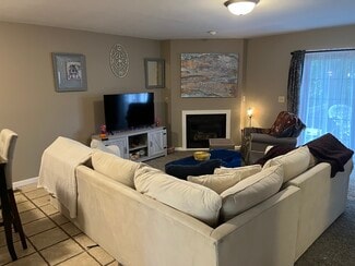 114 N Third St Unit C, Pierceton, IN 46562