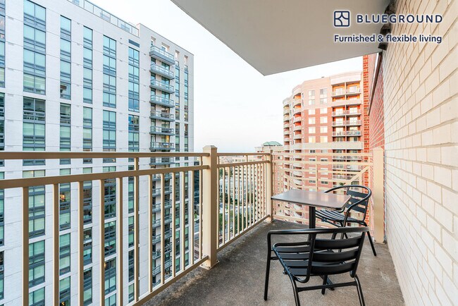 4001 N 9th St unit FL15-ID1117, Arlington, VA 22203 - photo 7