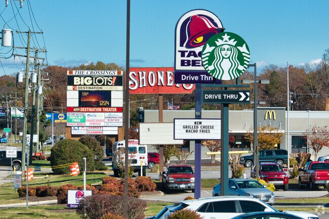 Residents of Fort Gregg-Adams will find almost everything they need alond Oaklawn Blvd.