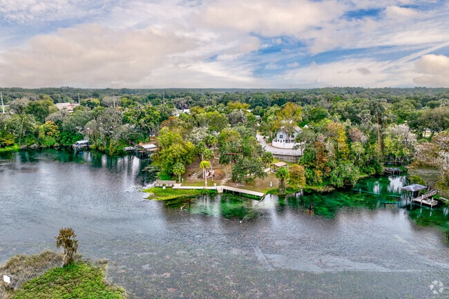 Relax and refresh at your home on the Withlacoochee River in Dunnellon.