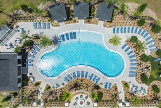 3020 Base Blvd, Davenport, FL 33837