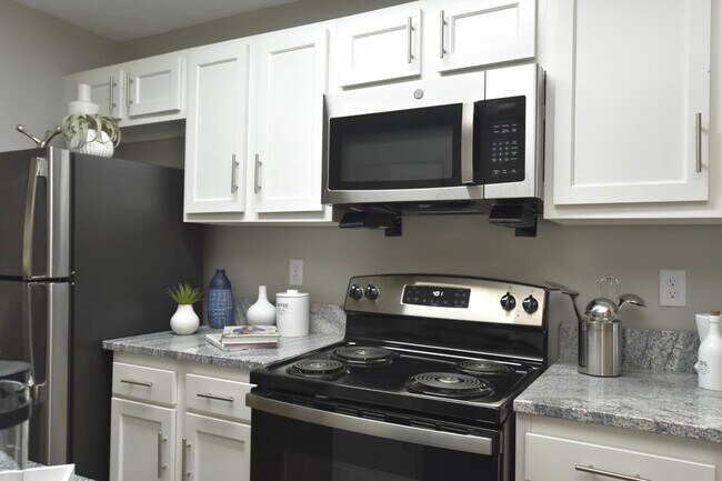 Whitley, Louisville, KY 40218 - photo 6