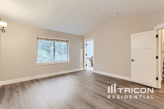 1248 SW Binford Lake Pkwy, Gresham, OR 97080