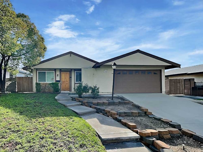 27848 Crosspath Ave, Canyon Country, CA 91351 - photo 1