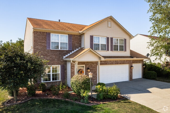 Find large multi-level homes with striking architectural detail in Raymond Park.