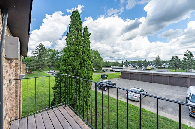 Allen Avenue, West Saint Paul, MN 55118 - photo 7