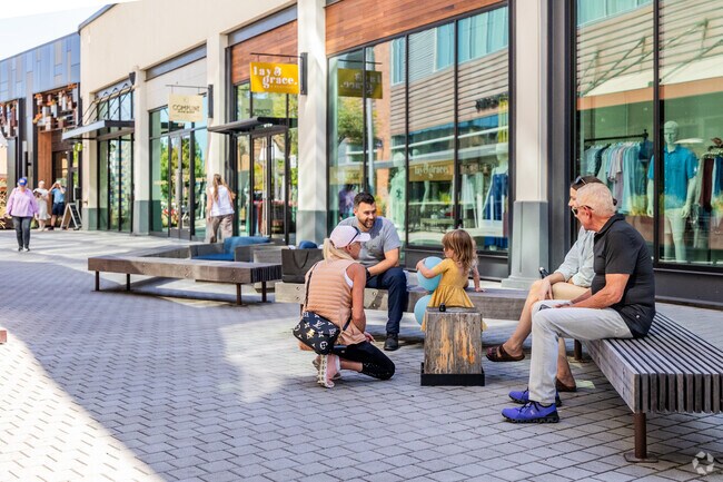 Springwood Estates is conveniently located near Downtown Napa.