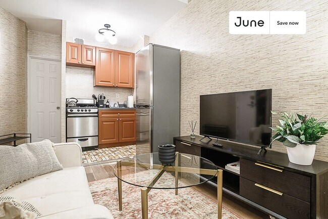439 W 48th St unit A, New York, NY 10036 - photo 3