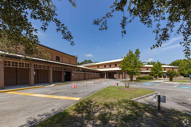 Garden City Elementary School is a public school located in Garden City, Georgia.