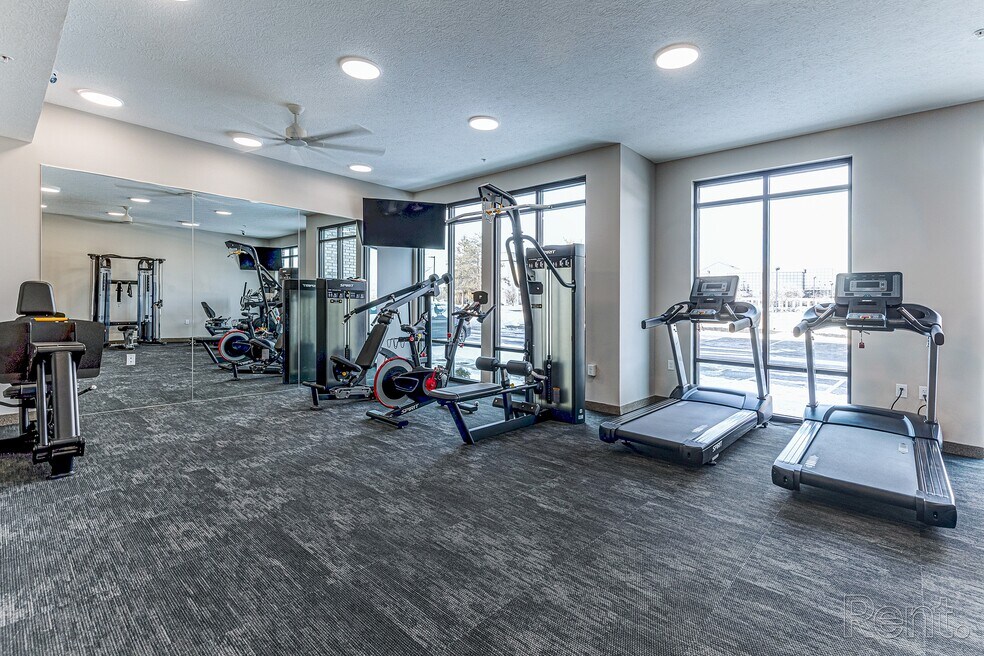 Tiffany Flats, Columbus, OH 43231 - photo 1