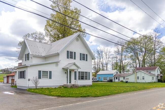 Ellington is a small town with many midsized farms with private homes on the land.