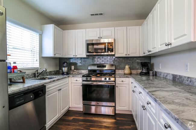 The Belmont - Kitchen