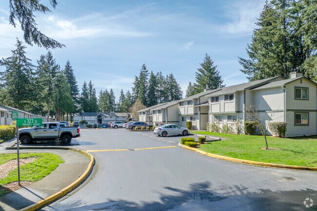 If you're looking for a condo in Kitts Corner there are many options available.