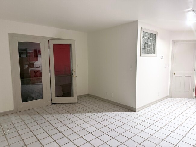 140 San Nicholas Ave unit Downstairs ADU, Oxnard, CA 93035 - photo 2