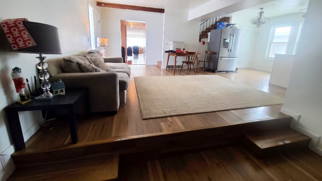 333 E 300 N unit Rooms for Rent, Centerville, UT 84014 - photo 7