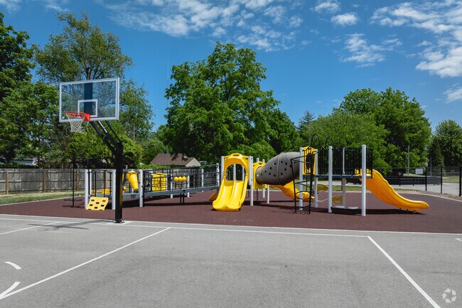 Shoreland Elementary encourages kids to get outside and play.