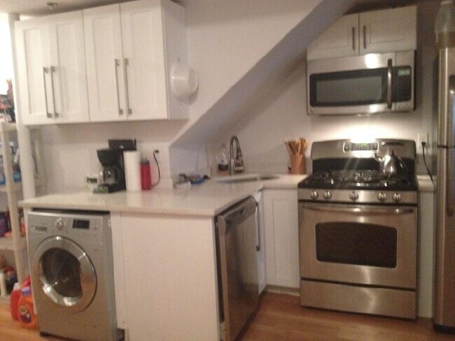 243 Northampton St unit 1, Boston, MA 02118 - photo 4