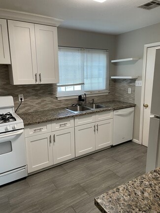 409 Helios Ave Unit 409 Helios, Metairie, LA 70005