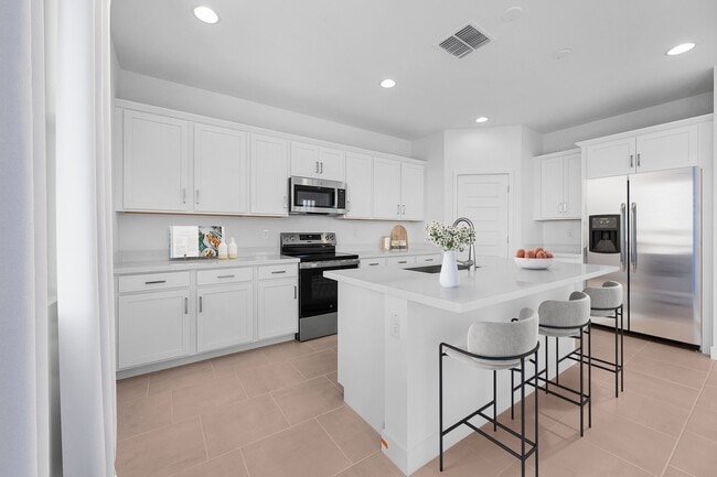 25148 N 165th Ln, Surprise, AZ 85387 - photo 2