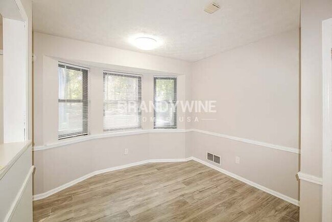 3798 Burnt Leaf Ln SW, Snellville, GA 30039 - photo 3