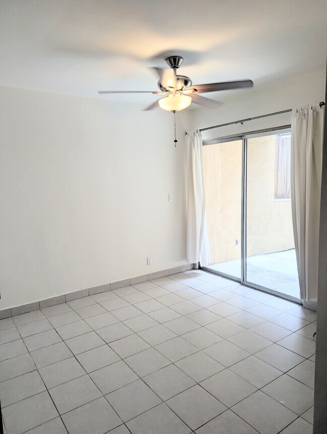 1533 Hi Point St, Los Angeles, CA 90035 - photo 5