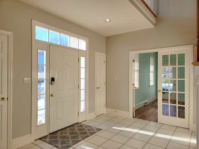 1110 Persimmon Dr, Lancaster, PA 17601 - photo 6