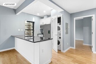 460 Grand St, Brooklyn, NY 11211