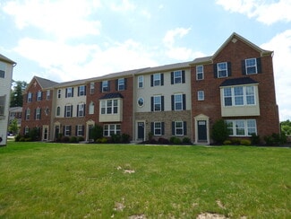 2703 Pointe View Dr Unit 2703, Mars, PA 16046