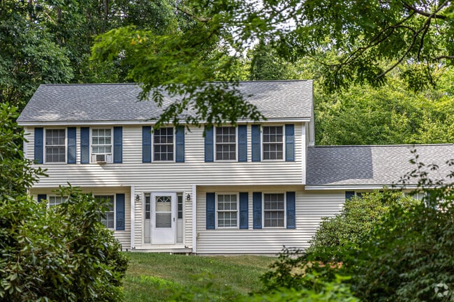 You can find private colonial homes in Tilton hidden by trees.