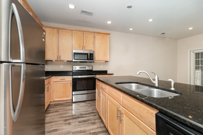 1915 Fleming Rd unit C, Greensboro, NC 27410 - photo 7