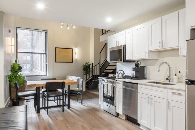 150S S Independence Mall W unit ID1060941P, Philadelphia, PA 19106 - photo 3