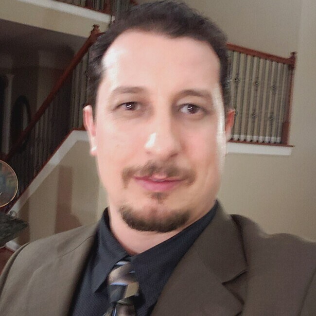 Agent Photo