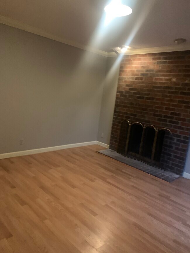 121 Arcadia Ln unit C, Oak Ridge, TN 37830 - photo 3