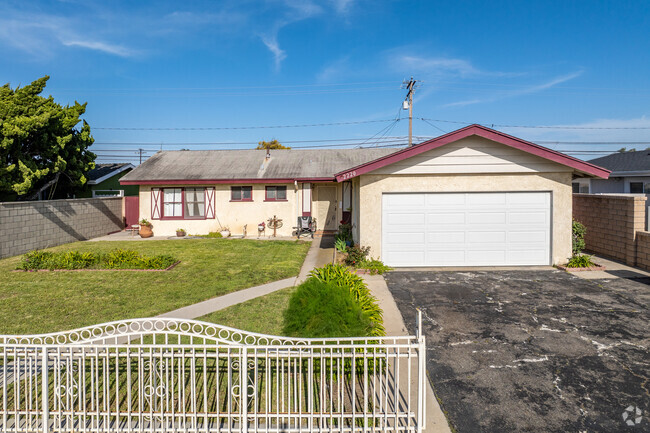 You can own a home 3 miles from Oxnards beaches for under $700,000 in Bartolo Square South.