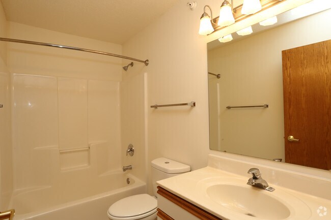 Deer Creek Apartments, Middleton, WI 53562 - photo 5