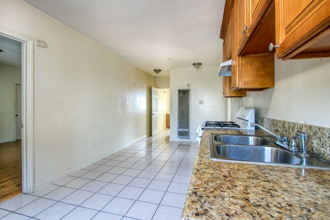 5246 Phillips Blvd, Chino, CA 91710 - photo 5