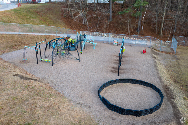 William Allen School is a public school in Strafford County serving students grades K-5.
