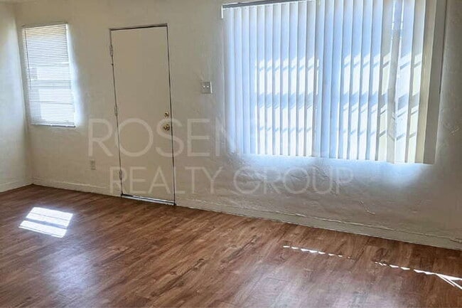 1713 N Village Dr unit 1713, Tucson, AZ 85712 - photo 3