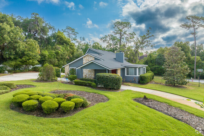 Ranch style homes with unique looks