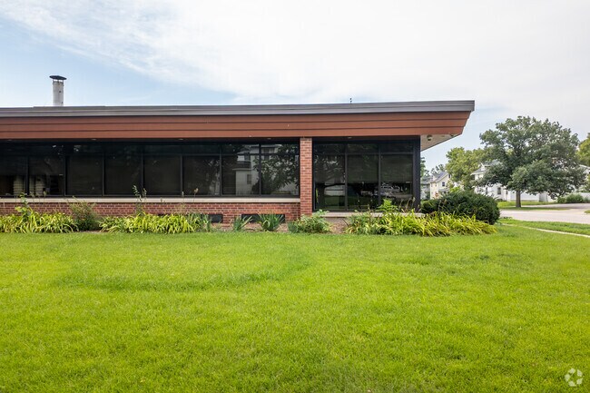 Side view of Johnson Elementary.