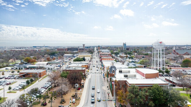 Grapevine's Main Street is the center point for shopping and dining.