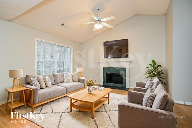 1049 Megan Ct, Sugar Hill, GA 30518 - photo 3