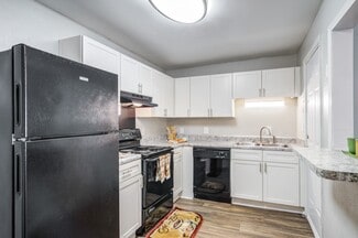 8460 Hospital Dr, Douglasville, GA 30134