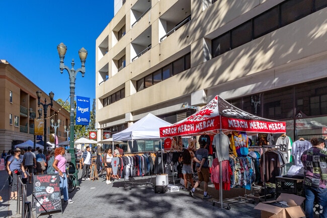 Paseo De San Antonio Block Party is the best place to tours of new businesses in San Jose.