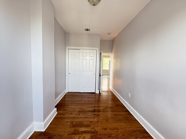 222 3rd St 7